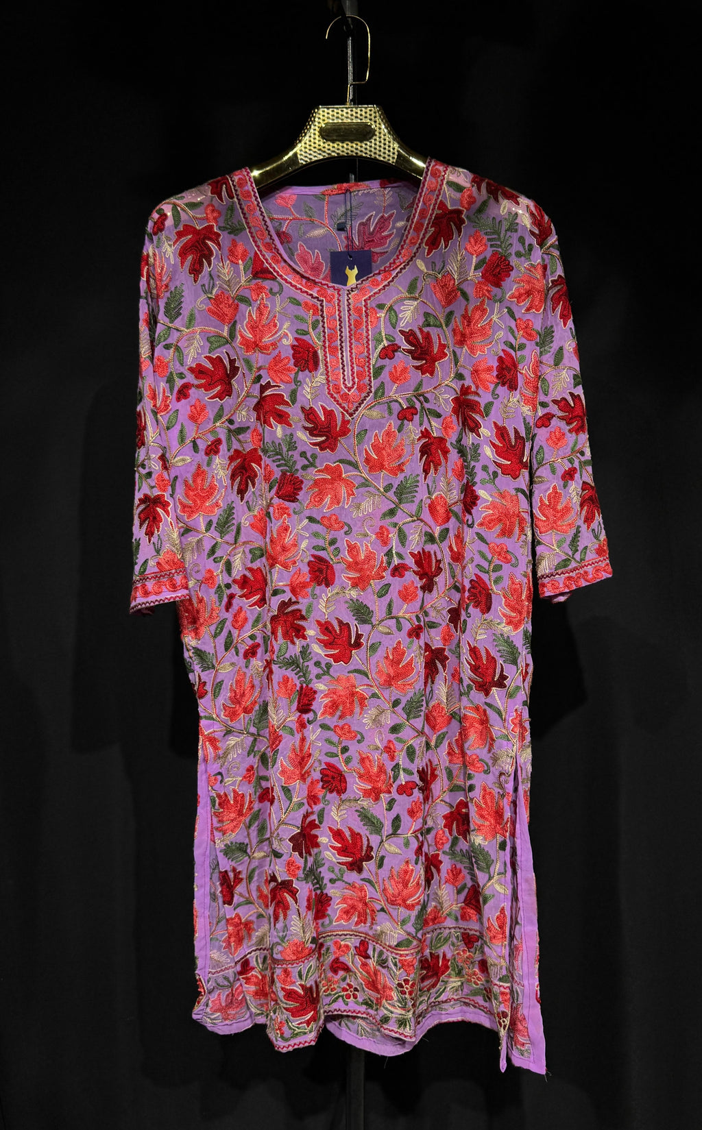 HEENA Kashmiri Aari Kurta – Embroidered Georgette Elegance (Lavender Red)