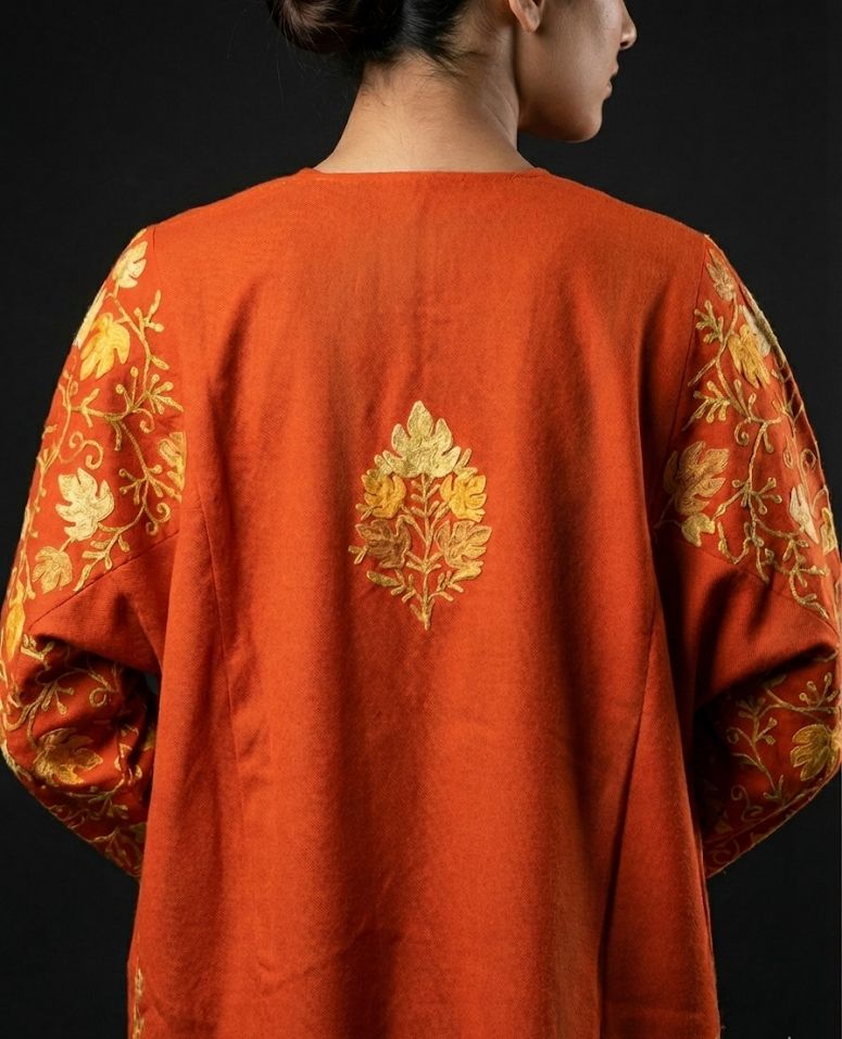 ZARIYA Kashmiri Aari Phiran – Autumn Orange 🍁 | Free Size 56” | Premium Wool Blend