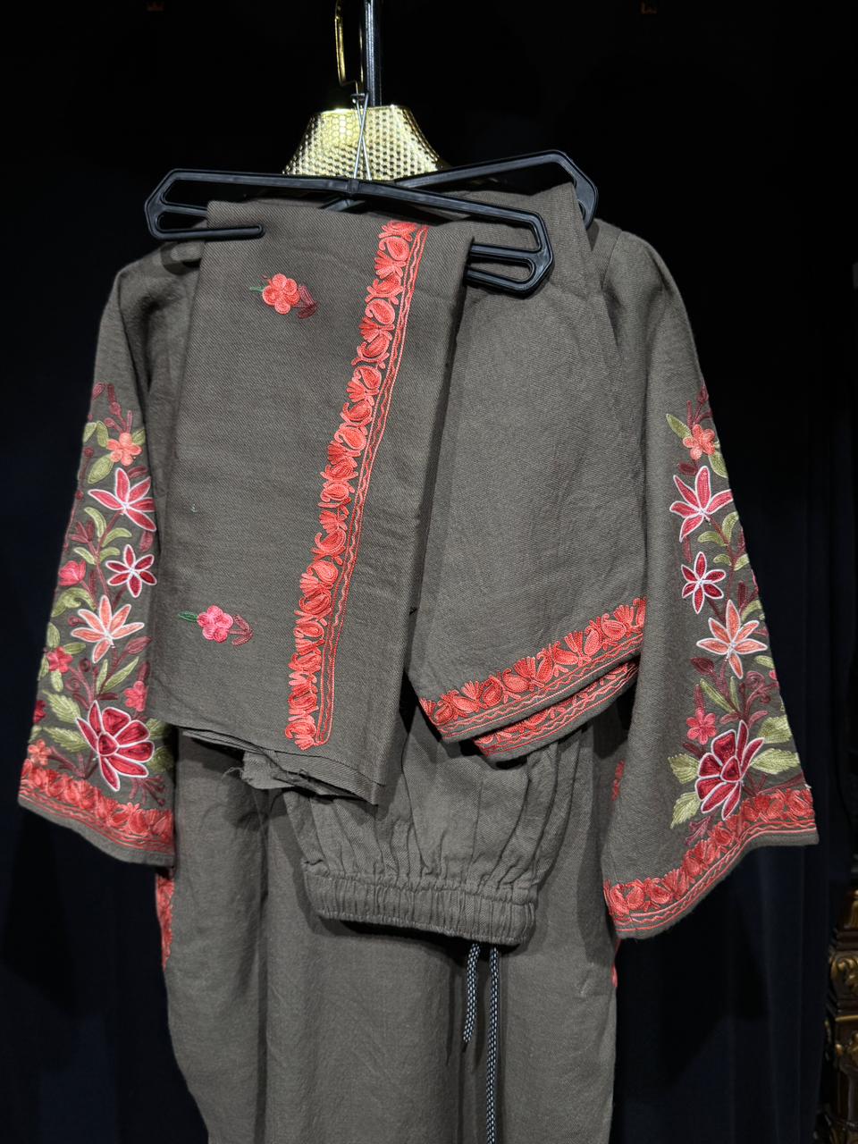 SANA Grey Kashmiri Aari Embroidered Set (3-Piece Premium Wool Collection)