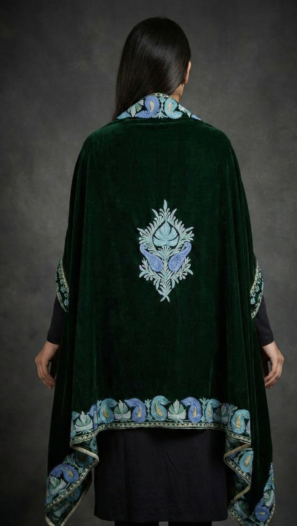 Saanjh – Embroidered Velvet Cape Shawl