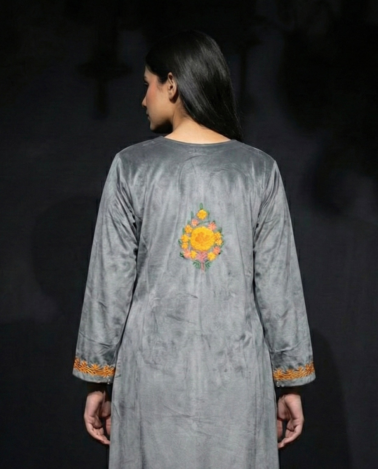 Karishma – Embroidered Velvet Kurta Set with Dupatta