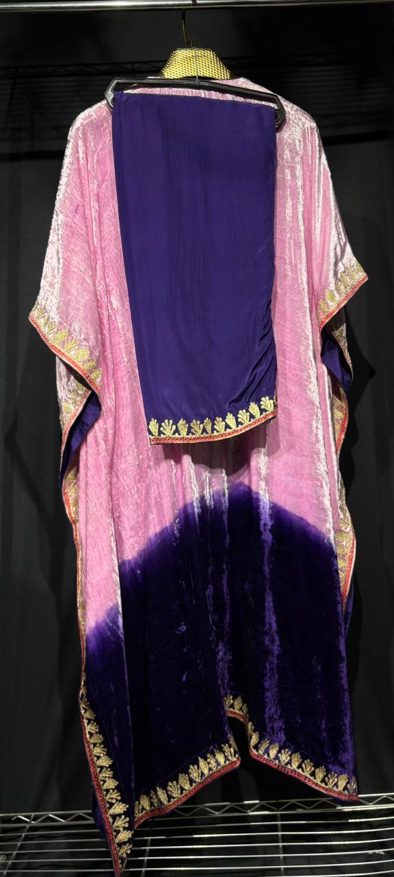 Zareen – Pure Makhmal Velvet Embroidered Kaftan Set in pink and purple ombré