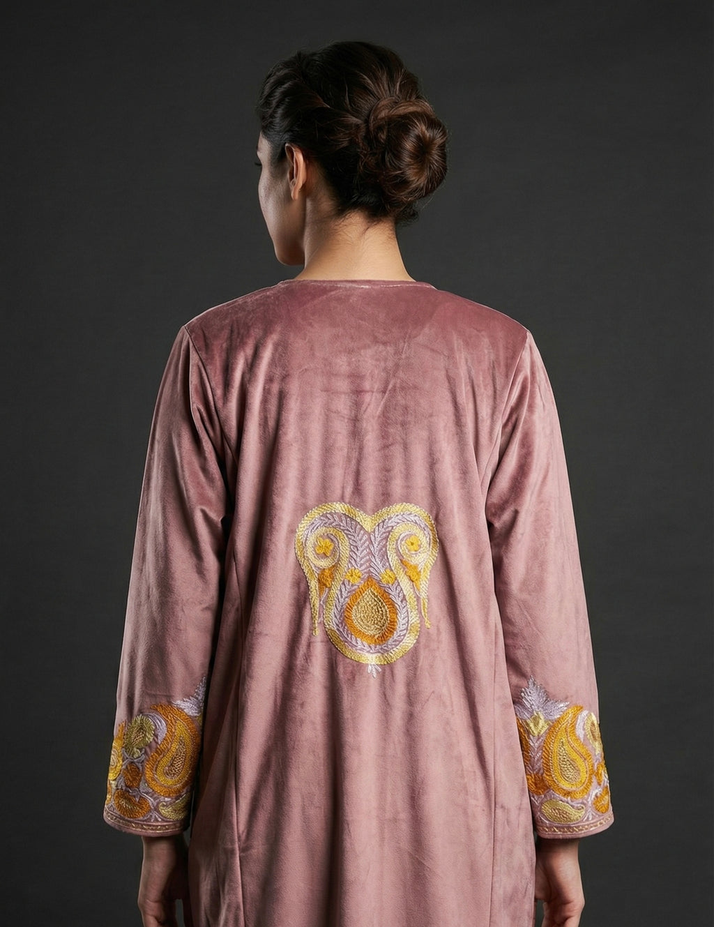 Roshni – Embroidered Velvet Kurta Set with Dupatta