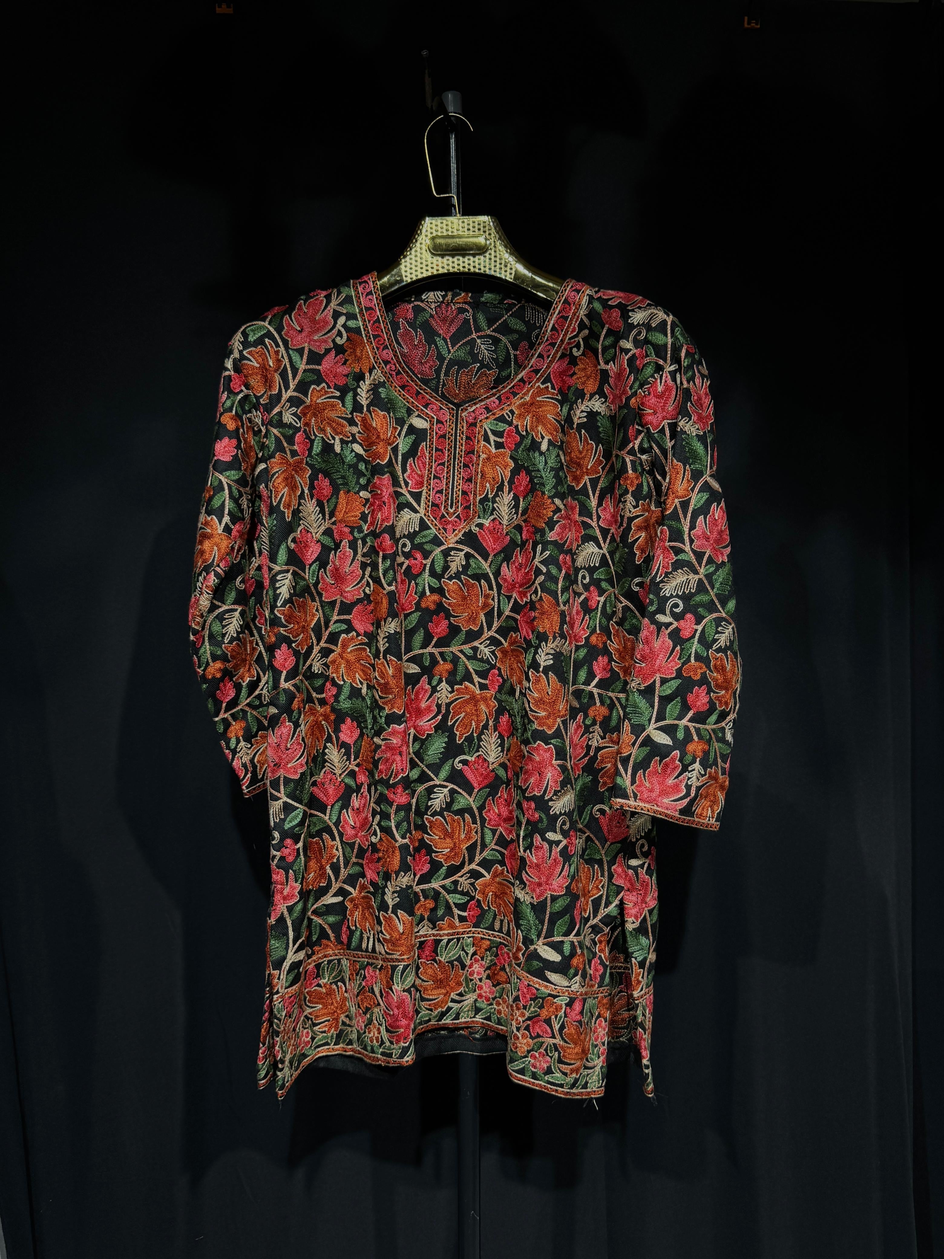 Zeenat Kashmiri Aari Georgette Kurta | Embroidered Floral Elegance