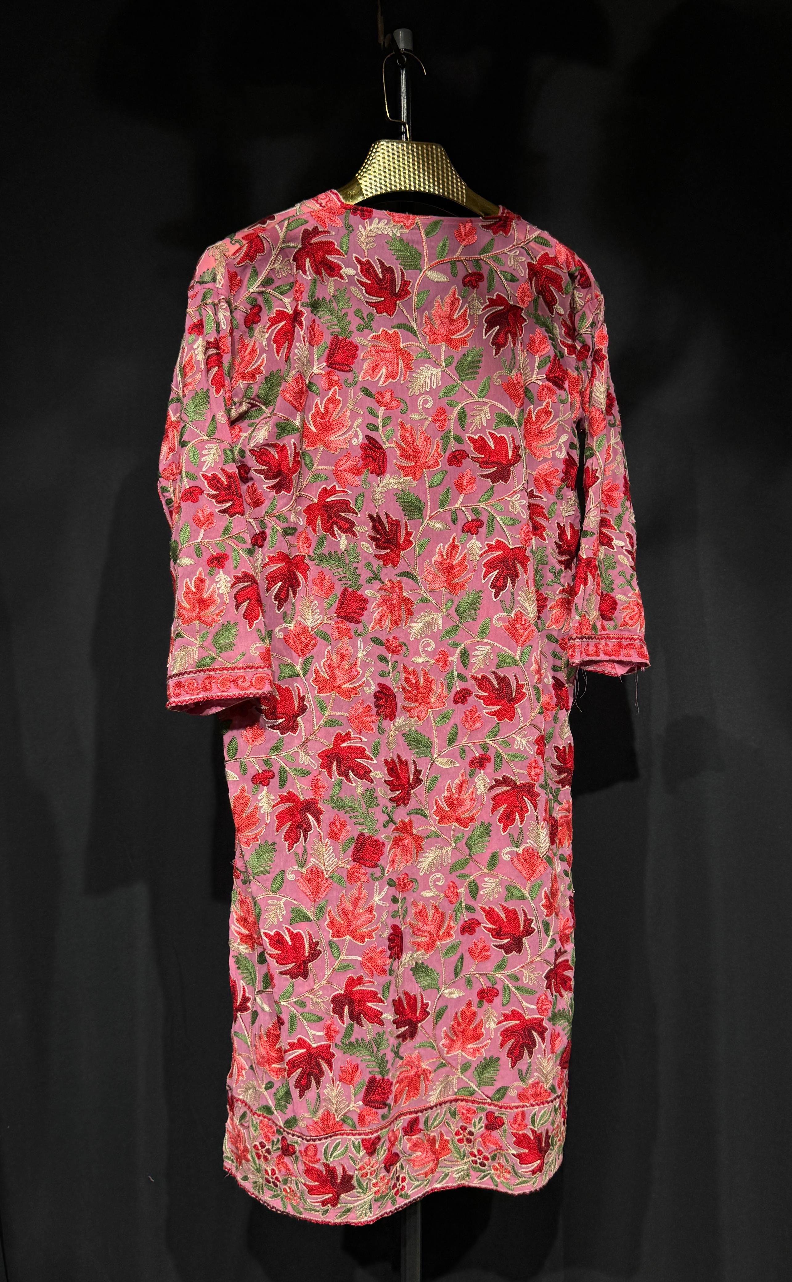 Sahar Kashmiri Aari Kurta – Embroidered Premium Georgette (Pink Bloom)