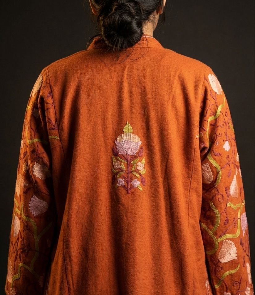 ZOONA Kashmiri Aari Phiran – Autumn Rust | Pure Woollen Phiran Style