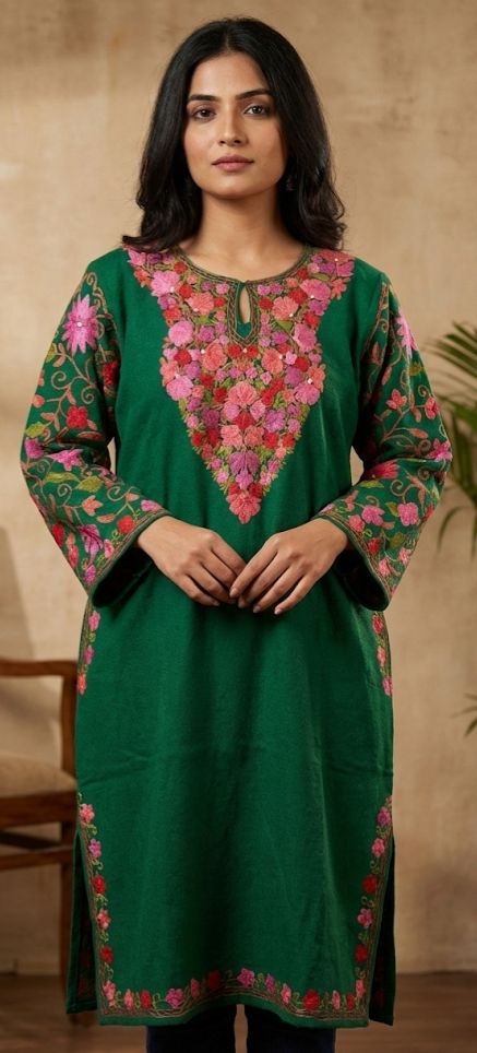 RAABIA Emerald Kashmiri Aari Phiran