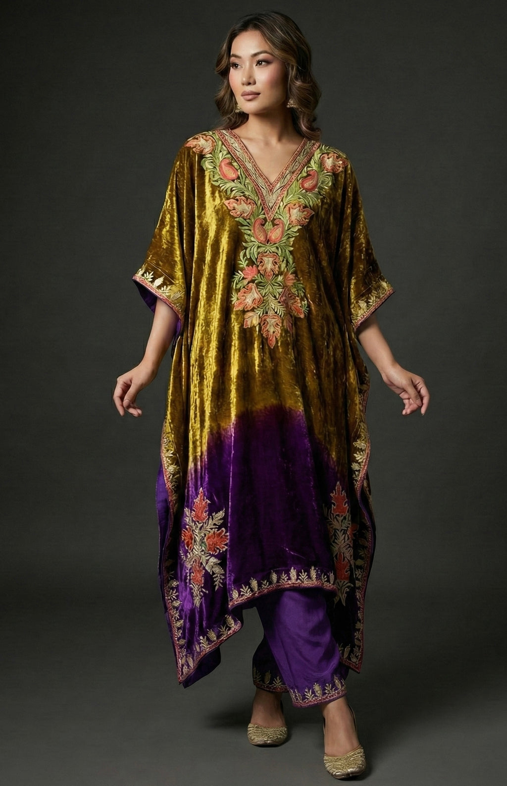 Zareen – Pure Makhmal Velvet Embroidered Kaftan Set