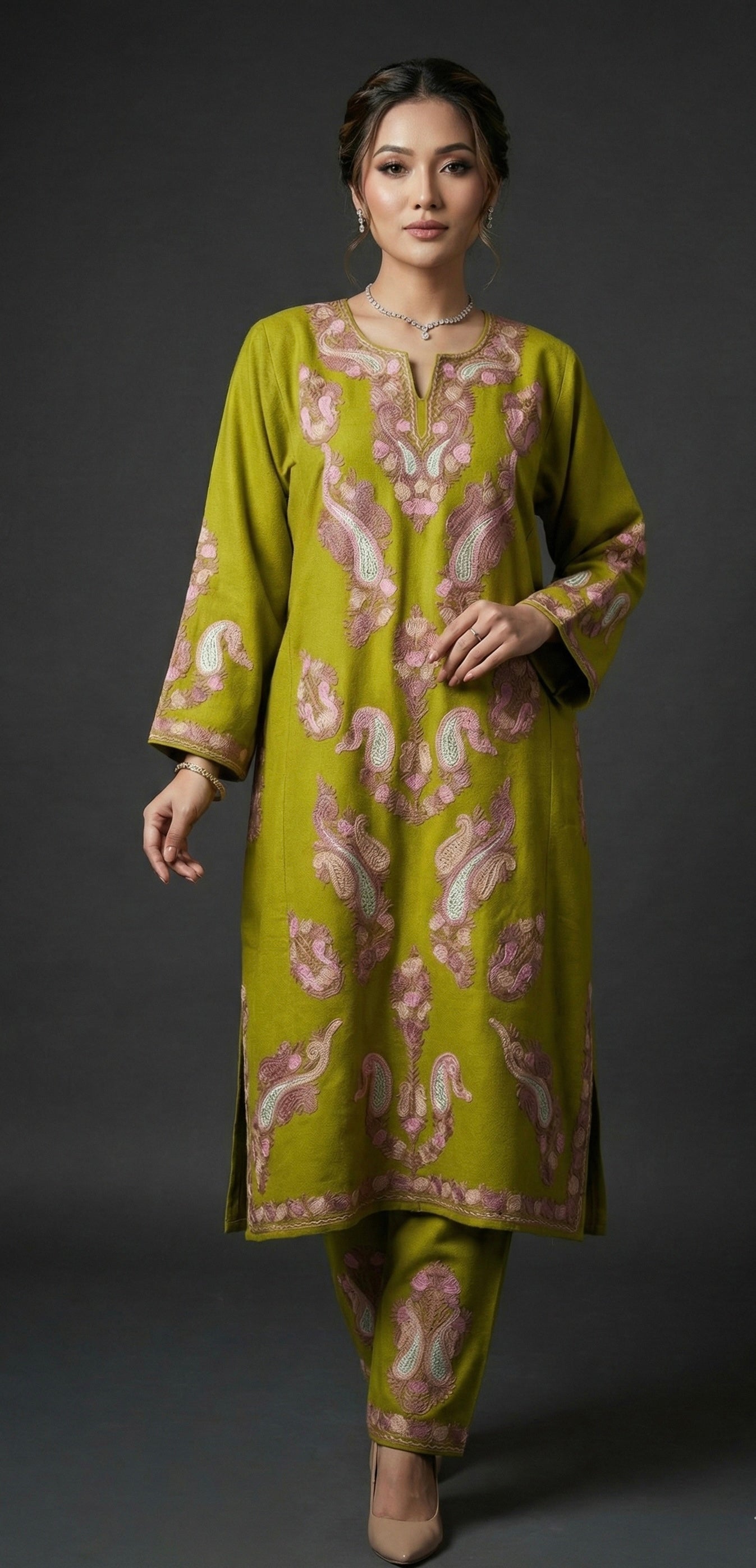 Zeenat – Kashmiri Tilla & Aari Woollen Kurta Set in mustard