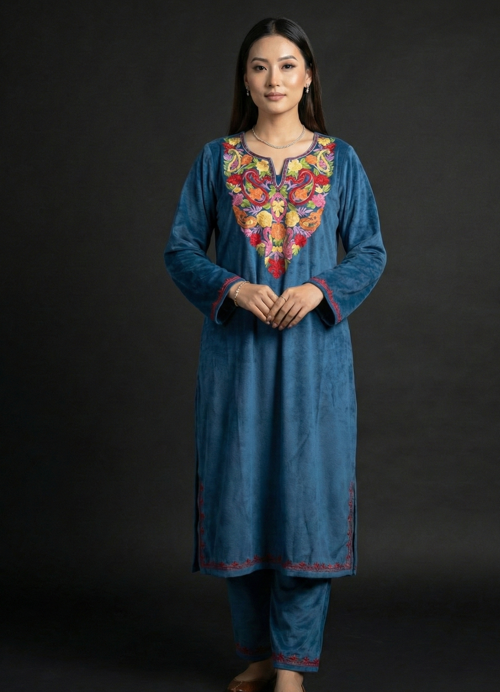 Parul – Embroidered Velvet Kurta Set with Dupatta (Azure Blue)