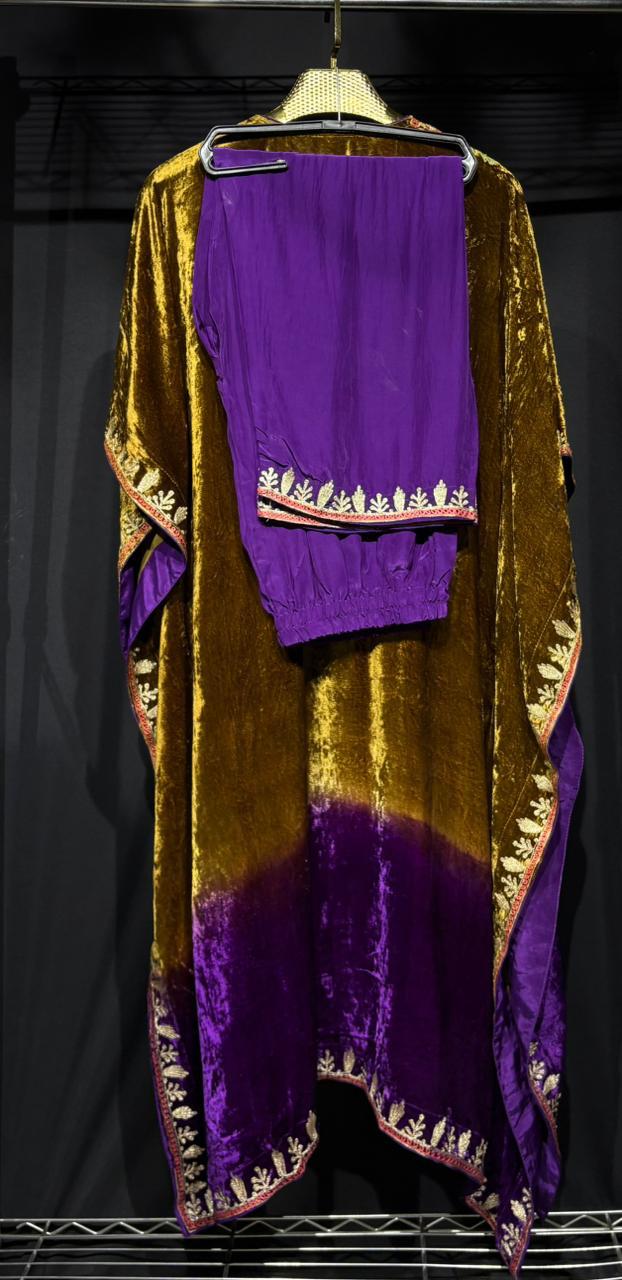 Zareen – Pure Makhmal Velvet Embroidered Kaftan Set