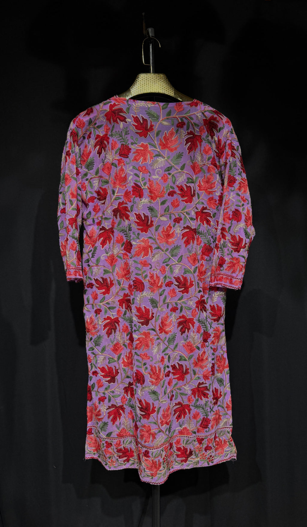 HEENA Kashmiri Aari Kurta – Embroidered Georgette Elegance (Lavender Red)